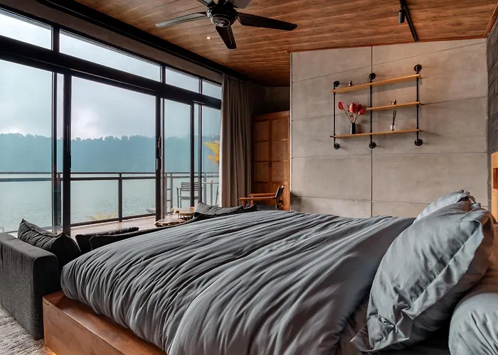 Lake-front Luxury *