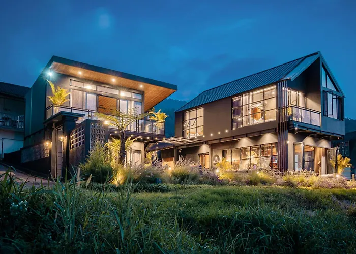 Lake-front Luxury *